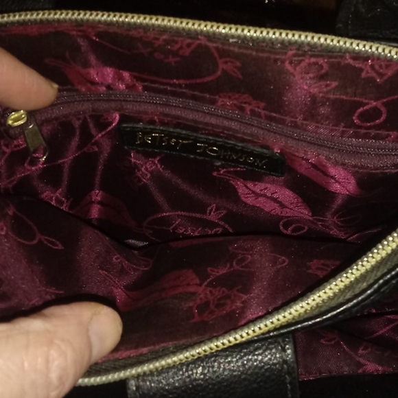 Cute betsey johnson purse - Picture 4 of 7